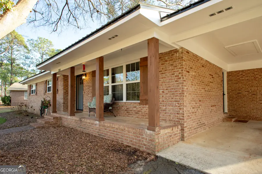 222 Edgewood Drive, Blackshear, GA 31516 - #3