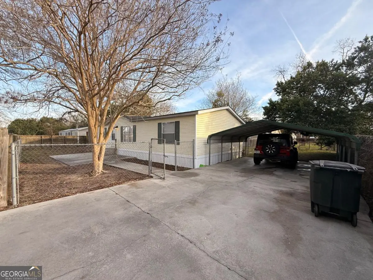 121 Thompson Street, Fitzgerald, GA 31750 - #1