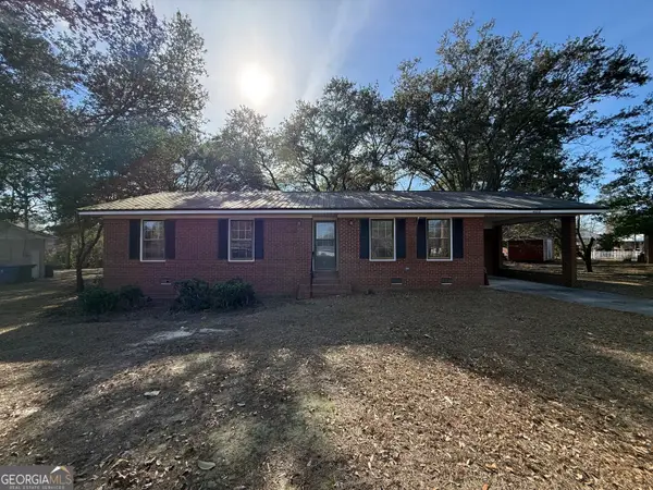 1612 Knox St, Dublin, GA 31021