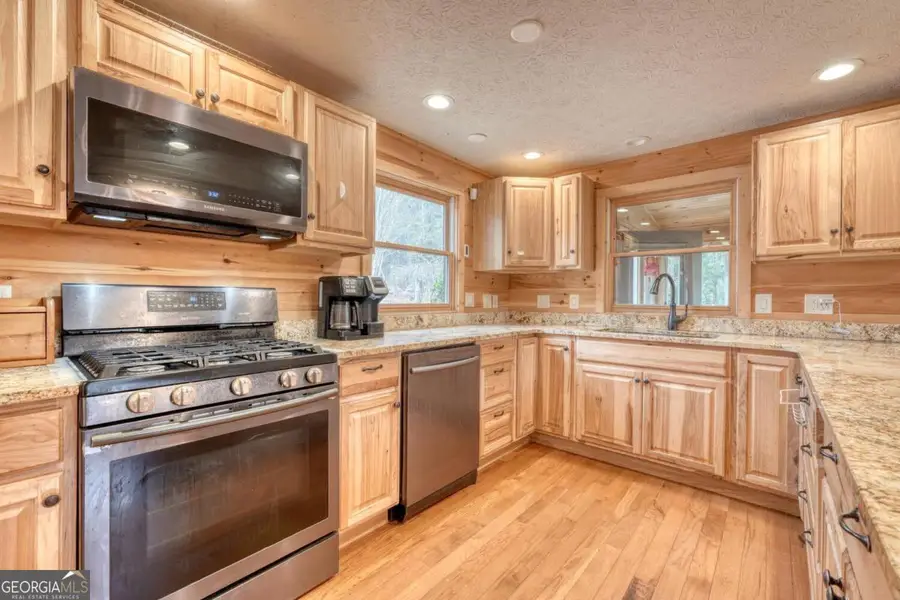 357 Nottely Woods Road E, Blairsville, GA 30512 - #2