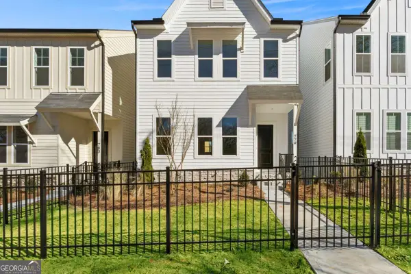 779 Auguste Avenue, Scottdale, GA 30079