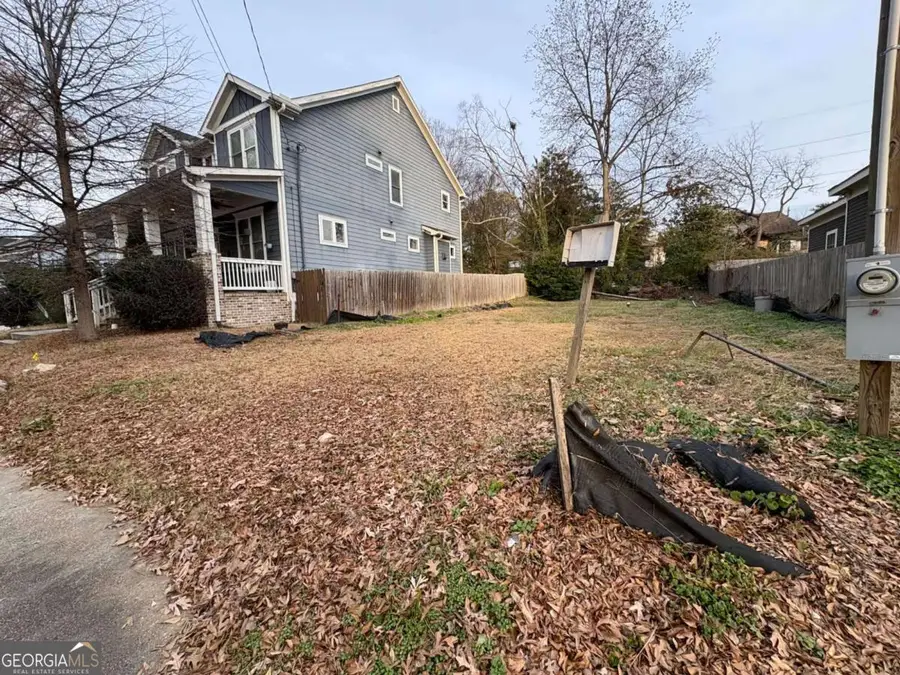 581 English Avenue Nw, Atlanta, GA 30318 - Image #3