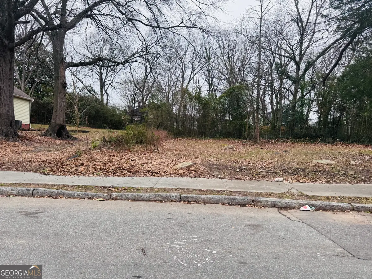 521 Paines Avenue Nw, Atlanta, GA 30318 - Image #1