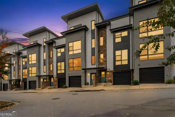 53 Moda Lane, Atlanta, GA 30316