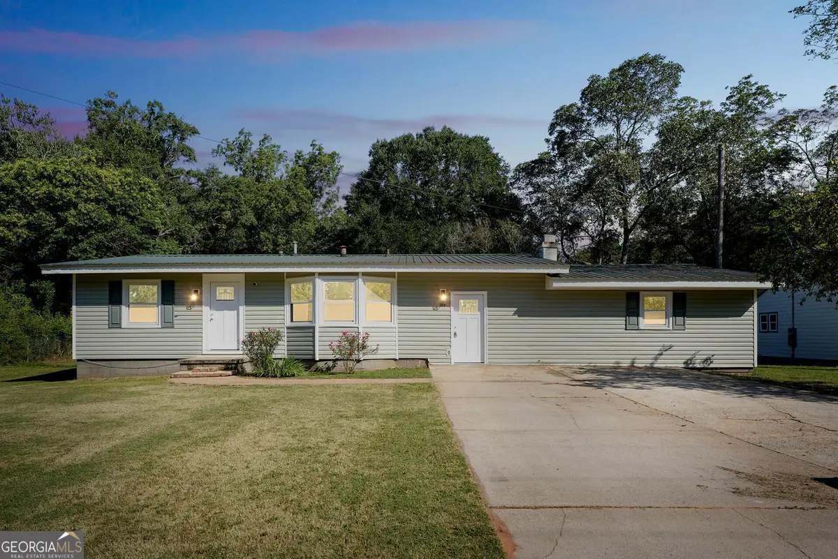 309 Lagrange Street, Grantville, GA 30220 - #1