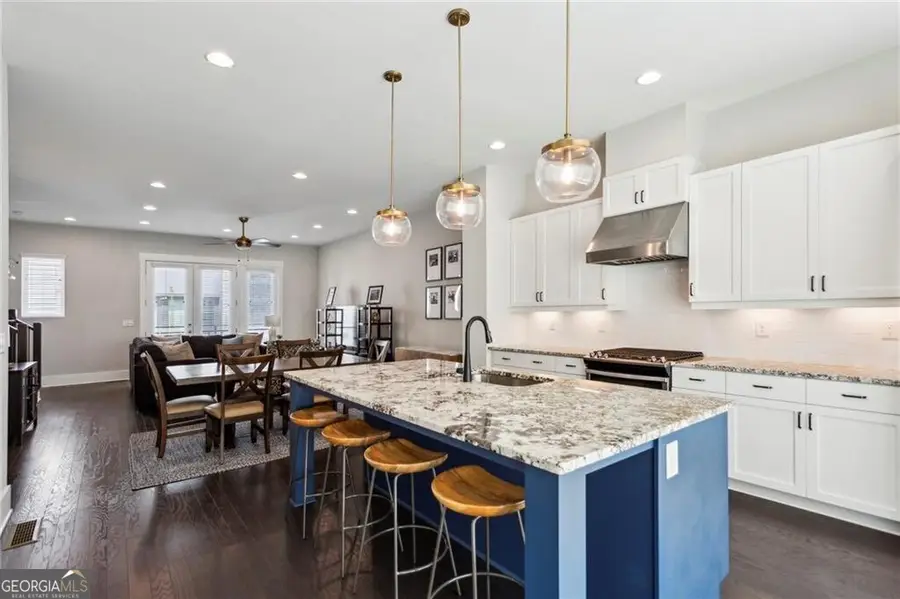 704 Banton Drive Nw, Atlanta, GA 30318 - Image #3