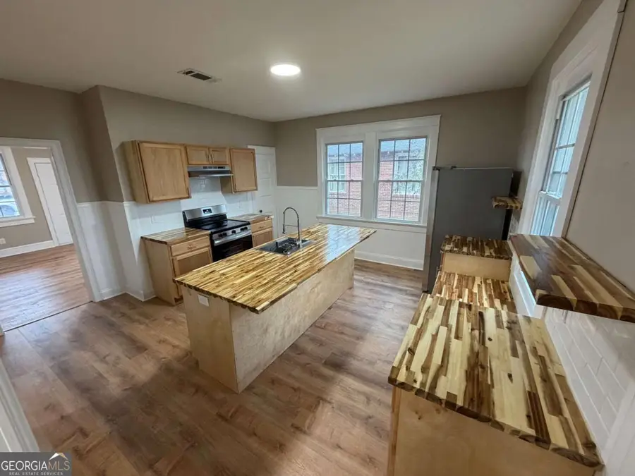 696 Goodyear Avenue, Rockmart, GA 30153 - #3