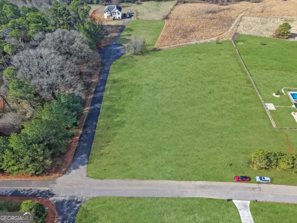 27 Ravenfield Road, Taylorsville, GA 30178