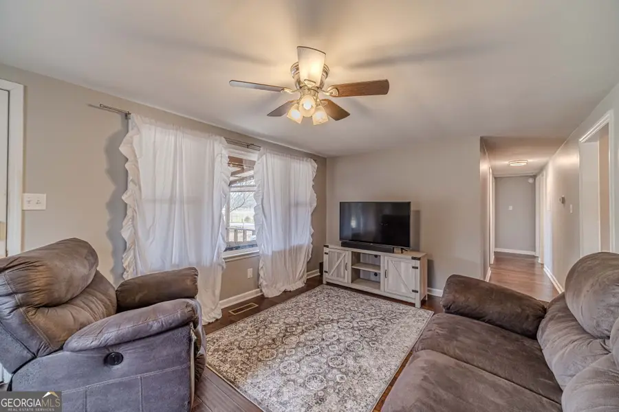 1231 Duvall Circle, Madison, GA 30650 - #2