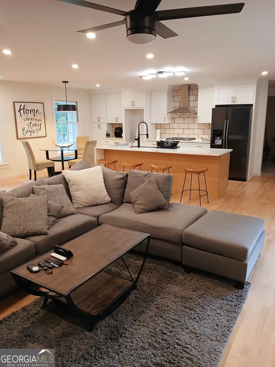 3390 Cedar Island Drive Sw, Atlanta, GA 30311 - Image #2