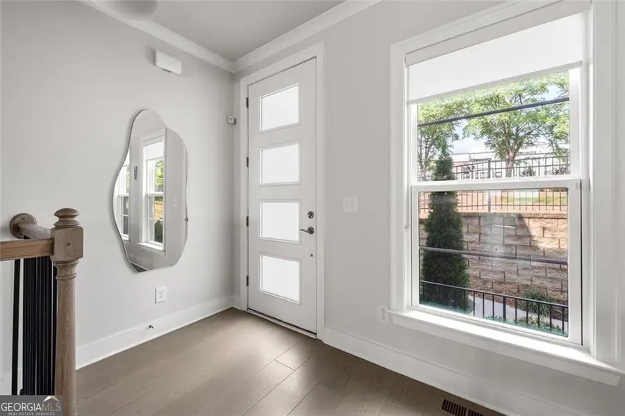 1012 Burnside Lane Nw, Atlanta, GA 30318 - Image #3