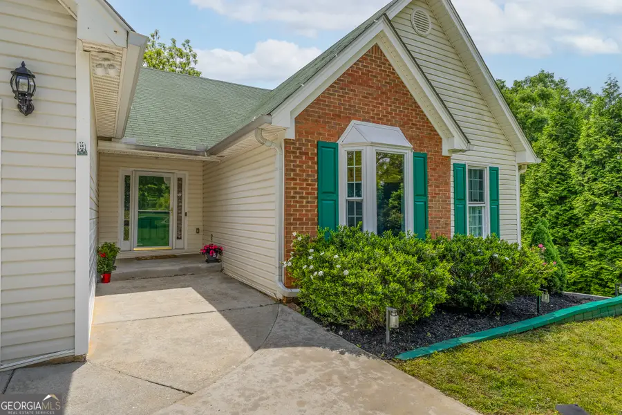 1426 Wyntercreek Drive, Hoschton, GA 30548 - #2