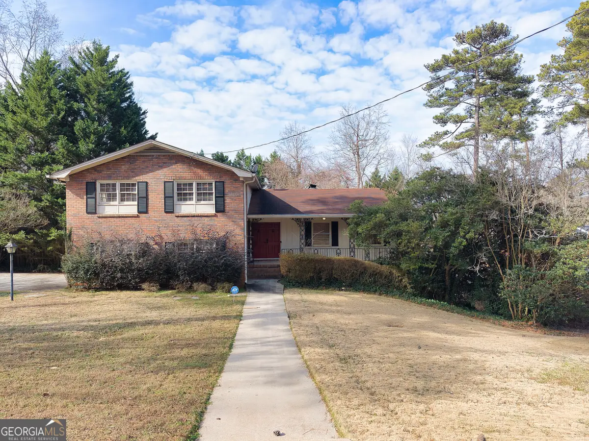 3742 Fox Glen Court Ne, Brookhaven, GA 30319 - Image #1