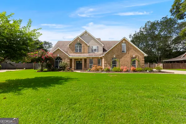 102 White Columns Drive, Kathleen, GA 31047