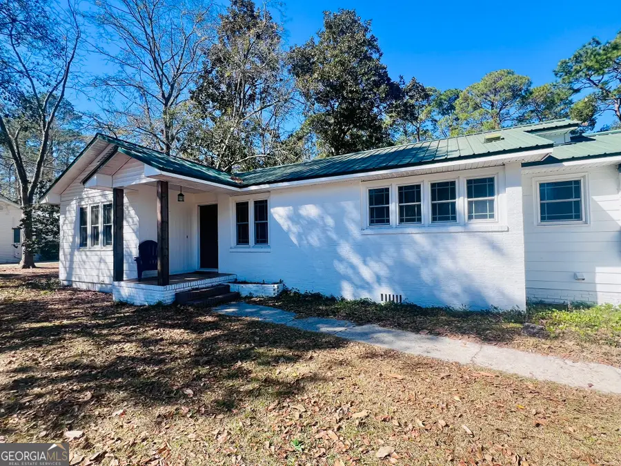 594 S 3rd Street, Jesup, GA 31545 - Image #2