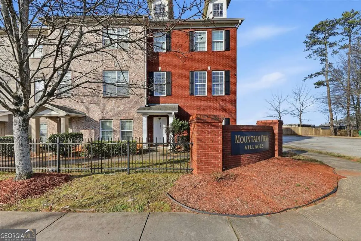 4941 Mountainside Trail, Stone Mountain, GA 30083 - #1