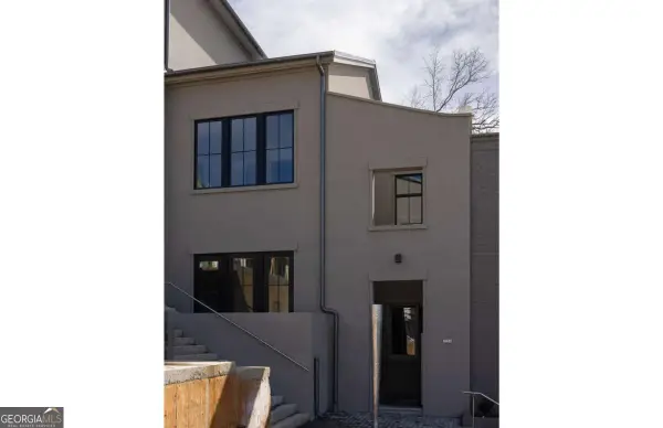 10939 Serenbe Lane, Chattahoochee Hills, GA 30268