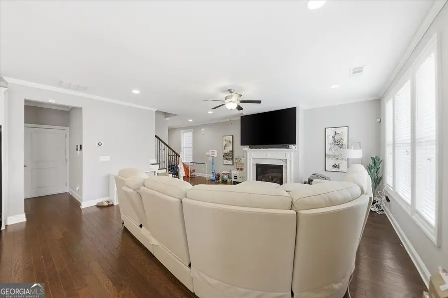 2032 Stanfield Avenue Nw, Atlanta, GA 30318 - Image #3