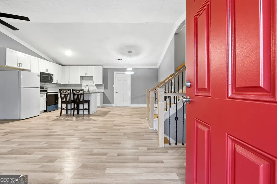 677 Tarkington Road S, Stone Mountain, GA 30088 - Image #3