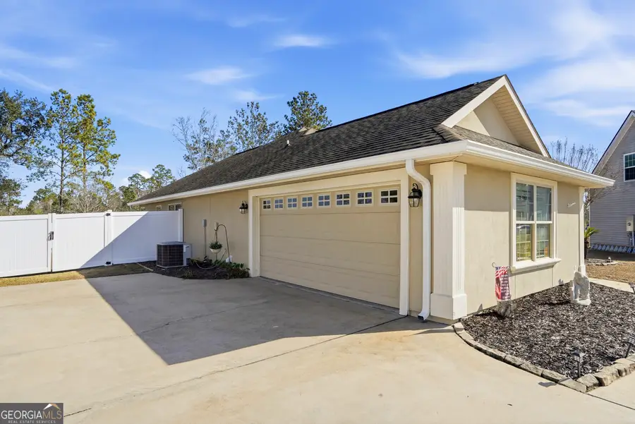235 Victorian Lake Drive, Brunswick, GA 31525 - #2