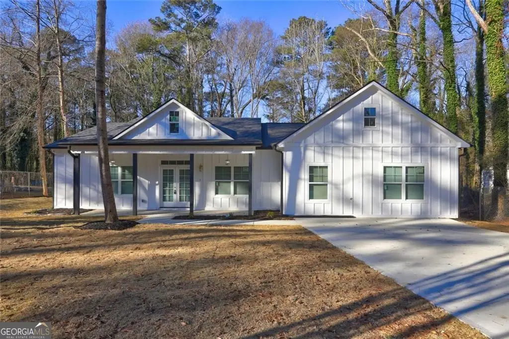 2467 Niskey Lake Road Sw, Atlanta, GA 30331 - Image #1