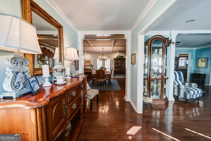 651 Camelot Circle Nw, Calhoun, GA 30701 - Image #2