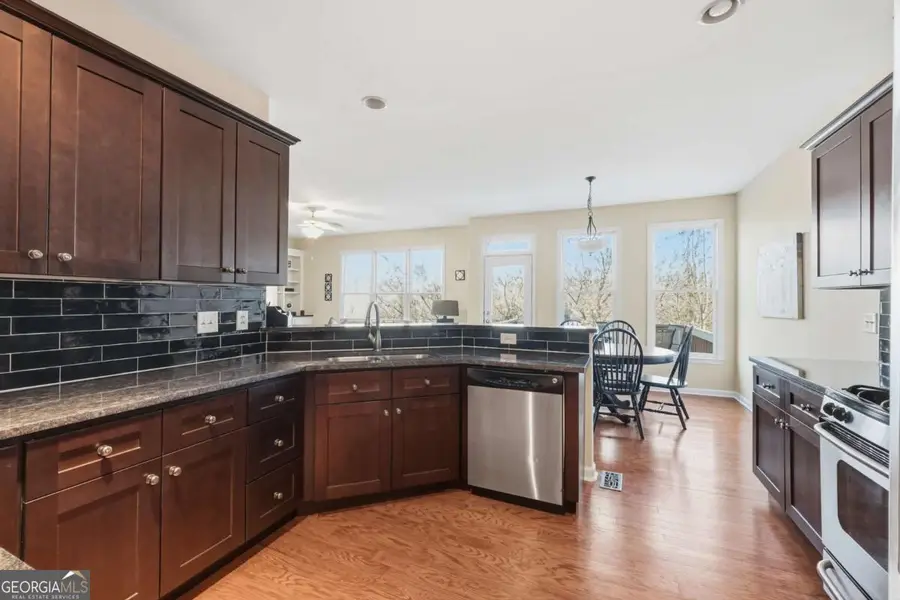 1607 Baxley Pine Trace, Suwanee, GA 30024 - Image #3