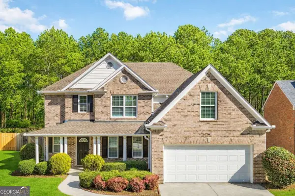 1670 Cooper Lakes Drive, Grayson, GA 30017