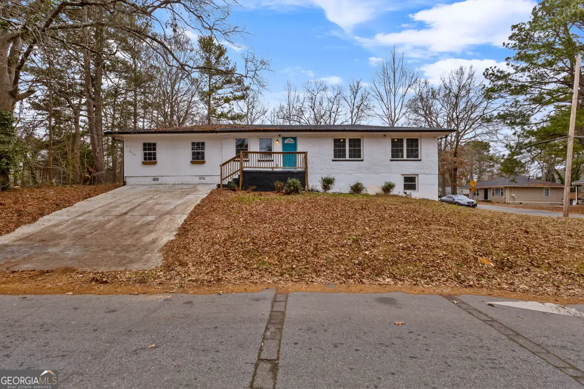 2529 Ryne Street Nw, Atlanta, GA 30318 - Image #1