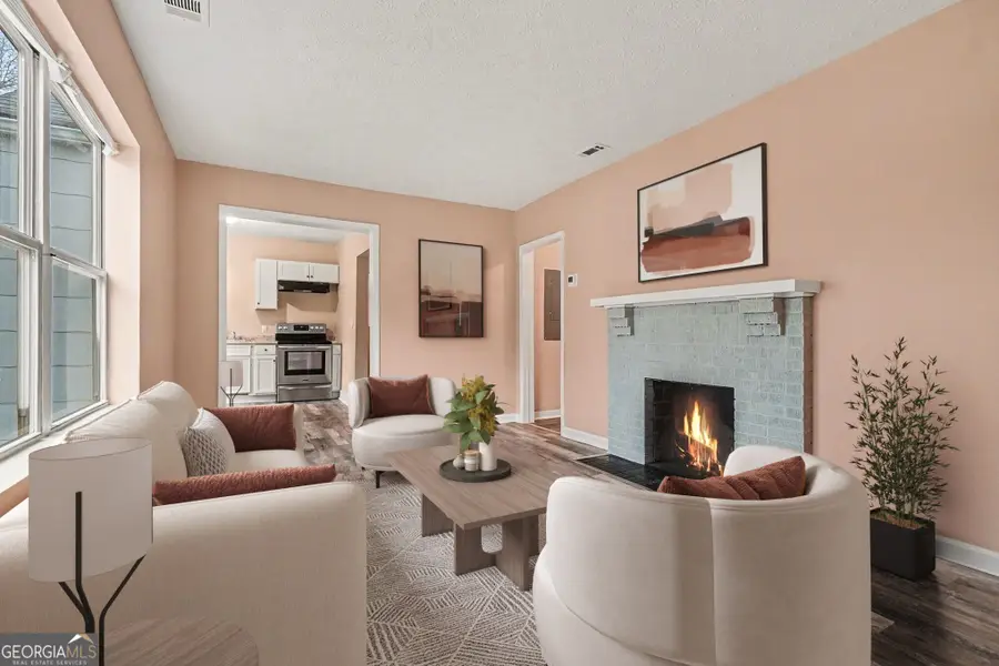 2047 Baker Road Nw, Atlanta, GA 30318 - Image #2