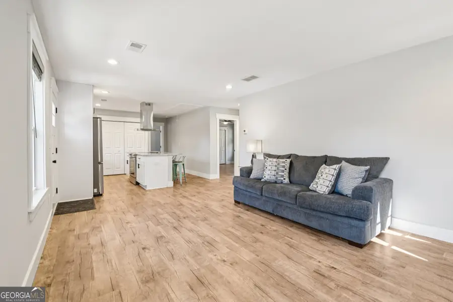 985 Timber Trail, Austell, GA 30168 - Image #3