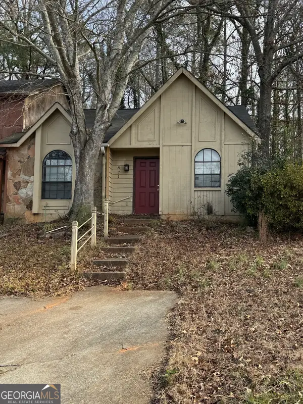 871 Brandy Oaks Lane, Stone Mountain, GA 30088