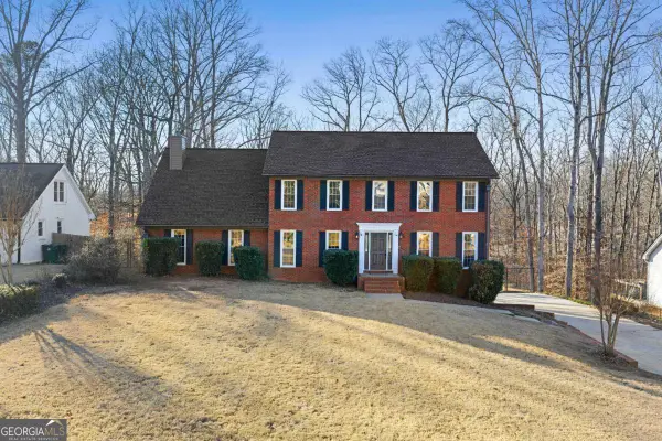 3950 W Cooper Lake Drive Se, Smyrna, GA 30082