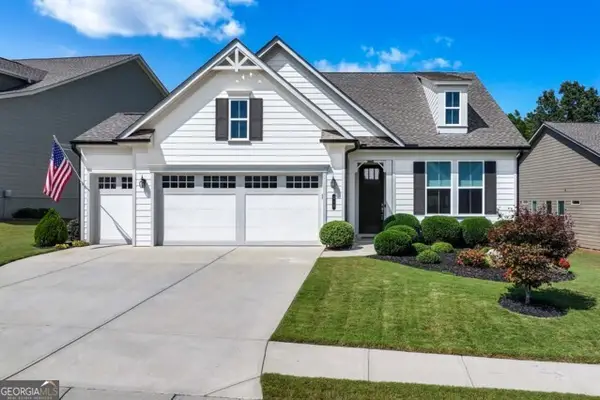 215 Silver Court, Hoschton, GA 30548