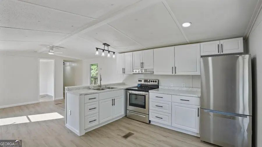 50 Sangster Road, Jesup, GA 31545 - #2