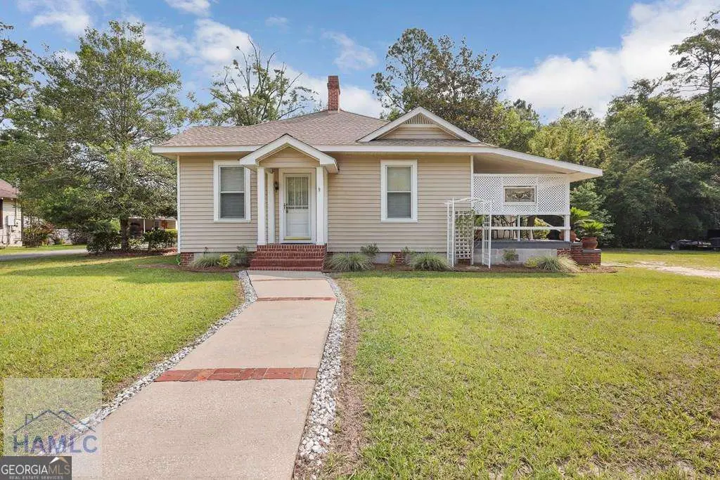 661 E Plum Street, Jesup, GA 31546 - #1
