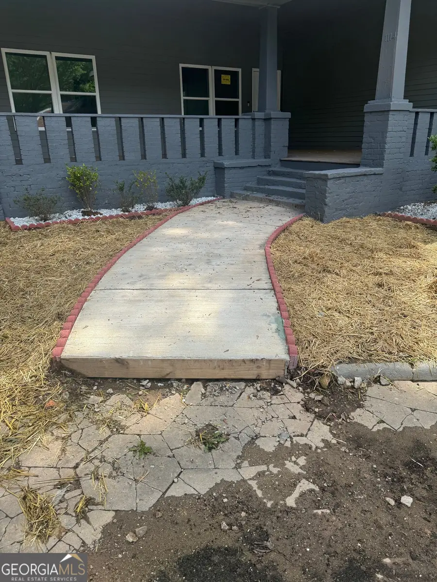 1114 Arlington Avenue Sw, Atlanta, GA 30310 - Image #2