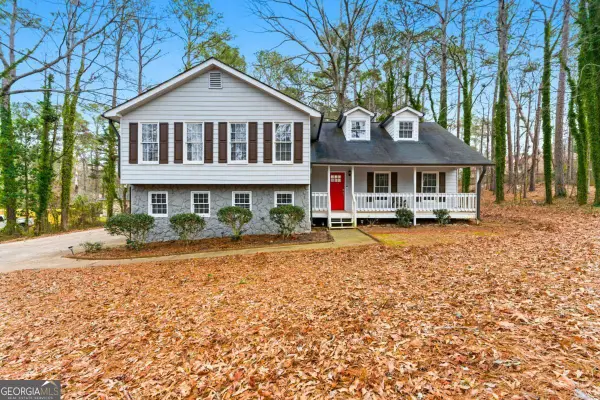 11846 Pine Needle Lane, Hampton, GA 30228