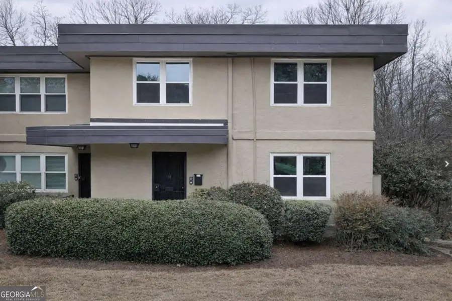 275 Lakemoore Drive Ne #D, Atlanta, GA 30342 - Image #2