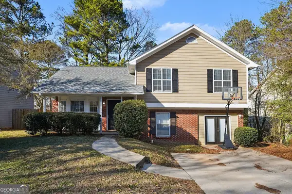 6048 Old Wellborn Trace, Lithonia, GA 30058