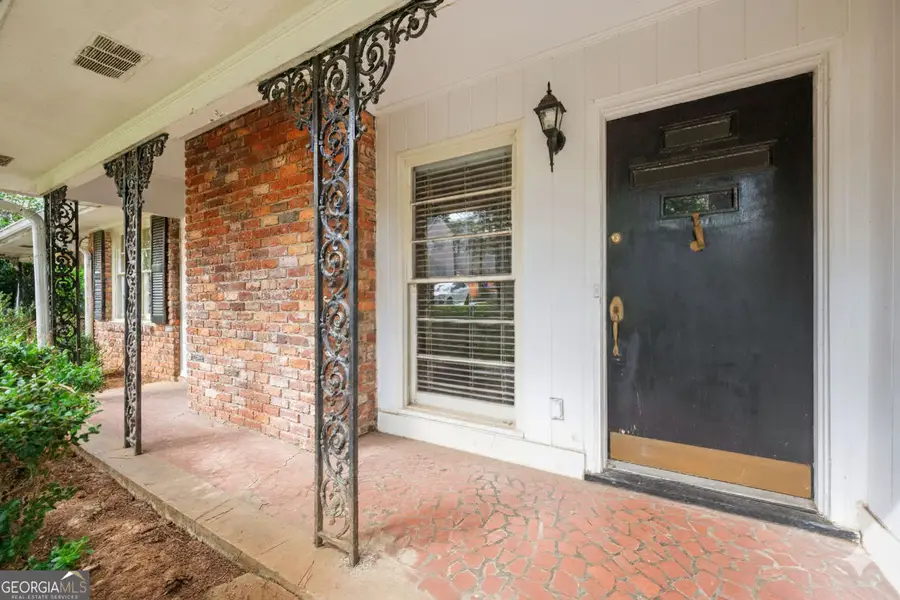 5860 Greenbrier Road Ne, Atlanta, GA 30328 - #2