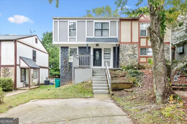 1058 Falling Water Drive Se, Smyrna, GA 30080