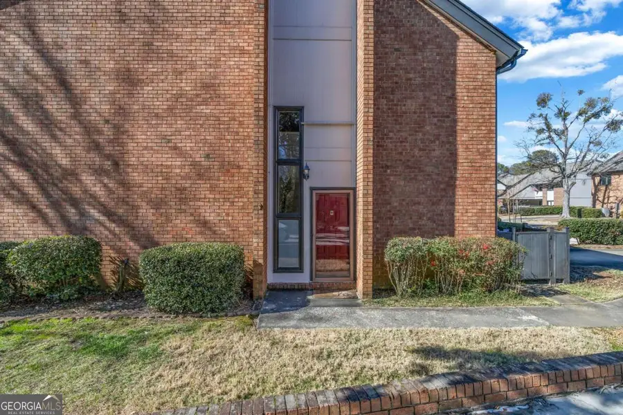 3221 Clairmont North Ne, Brookhaven, GA 30329 - Image #2