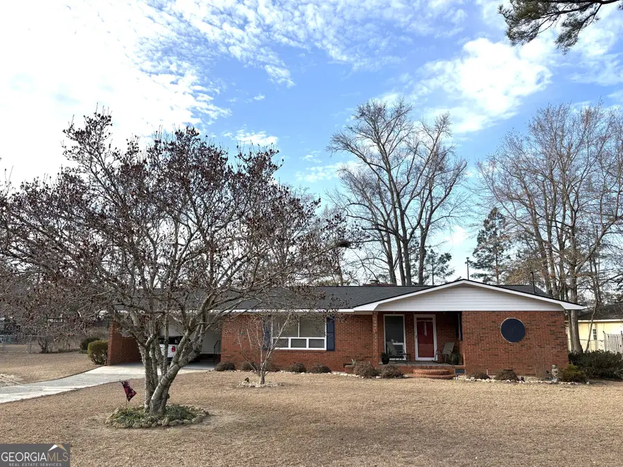 1816 Knox Street, Dublin, GA 31021 - #2