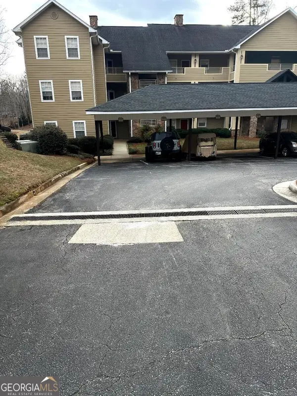 92 Gleneagle Court #B301, Clayton, GA 30525