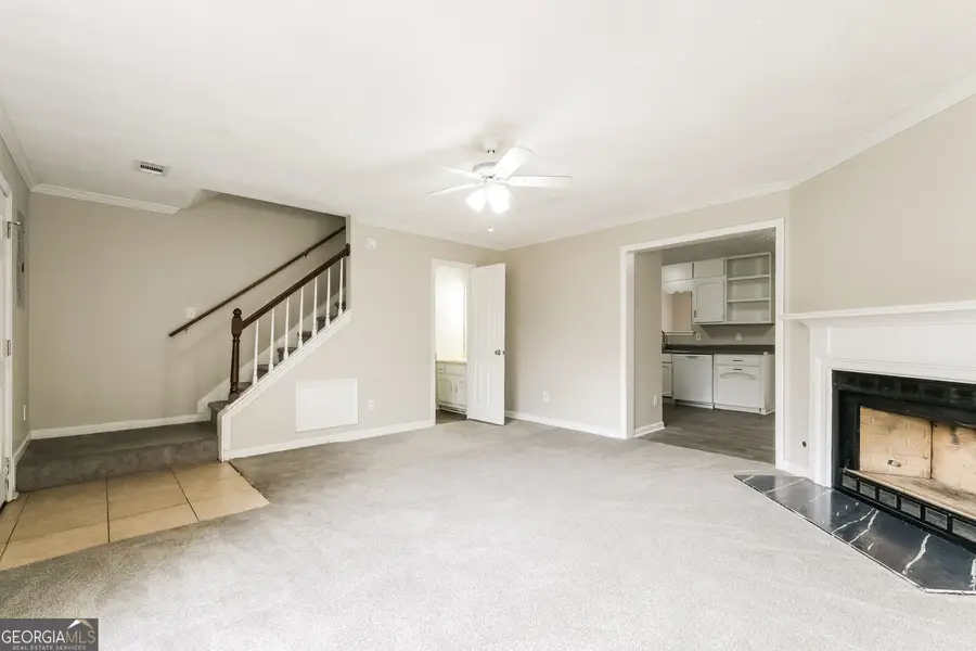 5713 Wells Circle, Stone Mountain, GA 30087 - #3