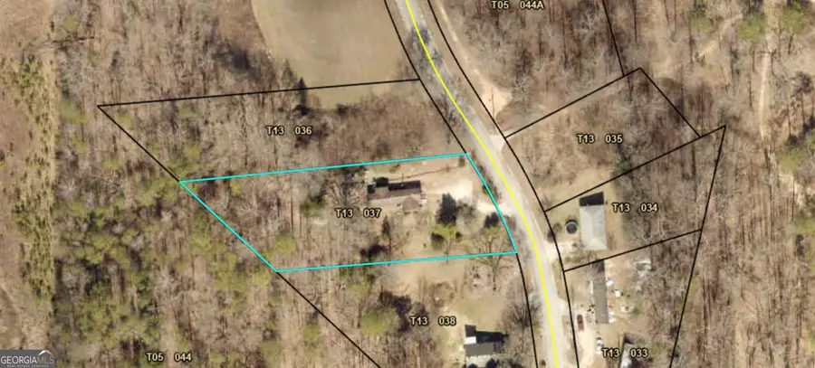 258 Persimmon St, Toccoa, GA 30577 - #2