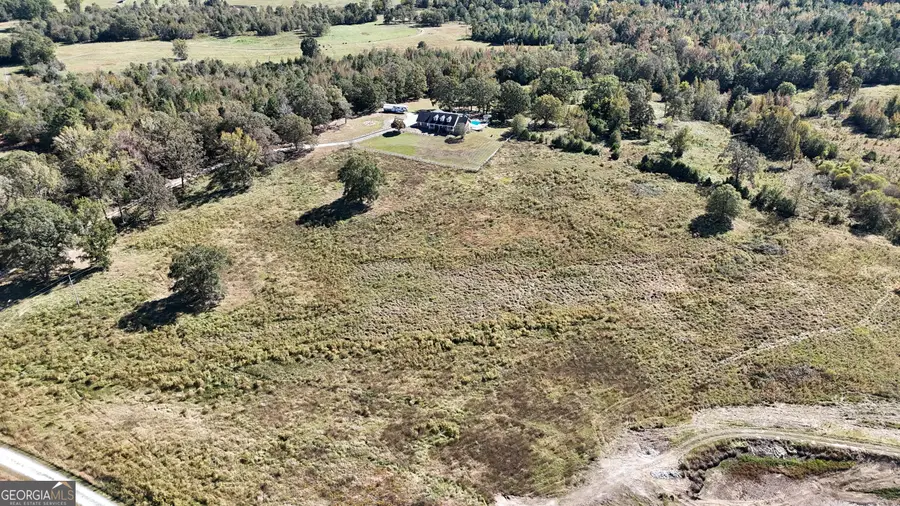 3177 Calhoun Falls Highway, Elberton, GA 30635 - #2