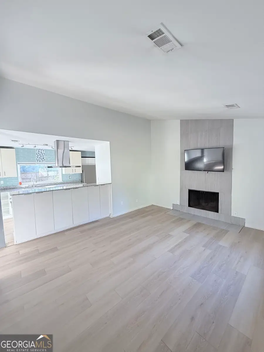 477 Benton Court Sw, Lawrenceville, GA 30044 - Image #3