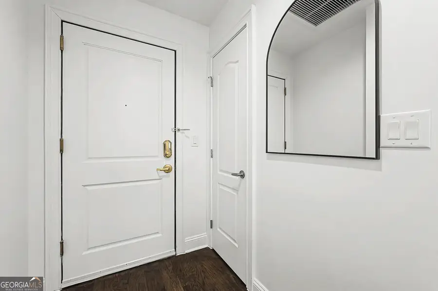 2828 Peachtree Road Nw #1704, Atlanta, GA 30305 - Image #2